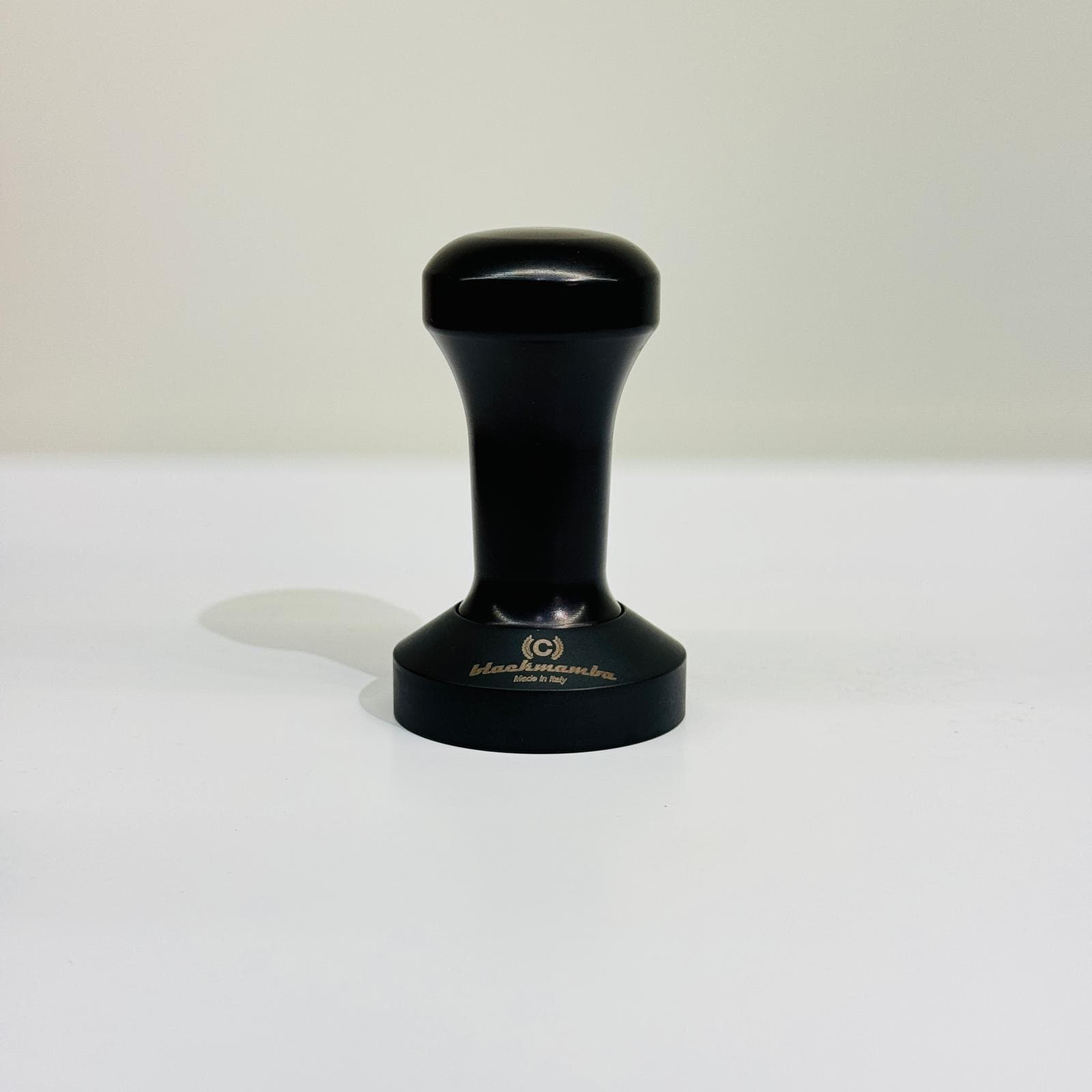 דוחסן מקצועי שחור